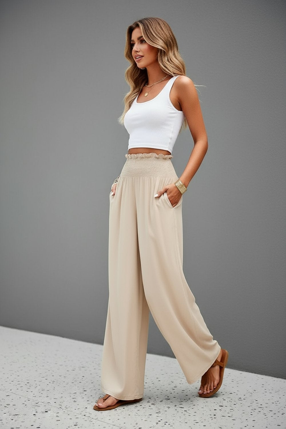 High-Waist Wide-Leg Pants – Lightweight Fabric